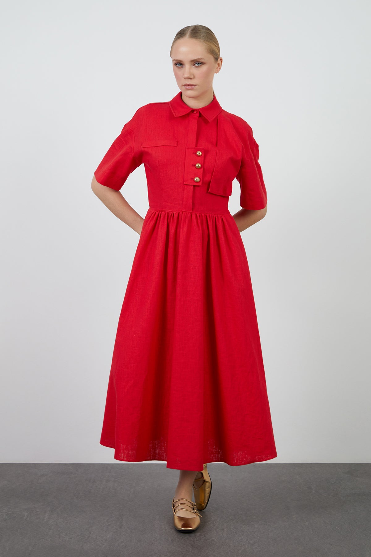 Gold Düğme Detaylı Maxi Boy Keten Elbise