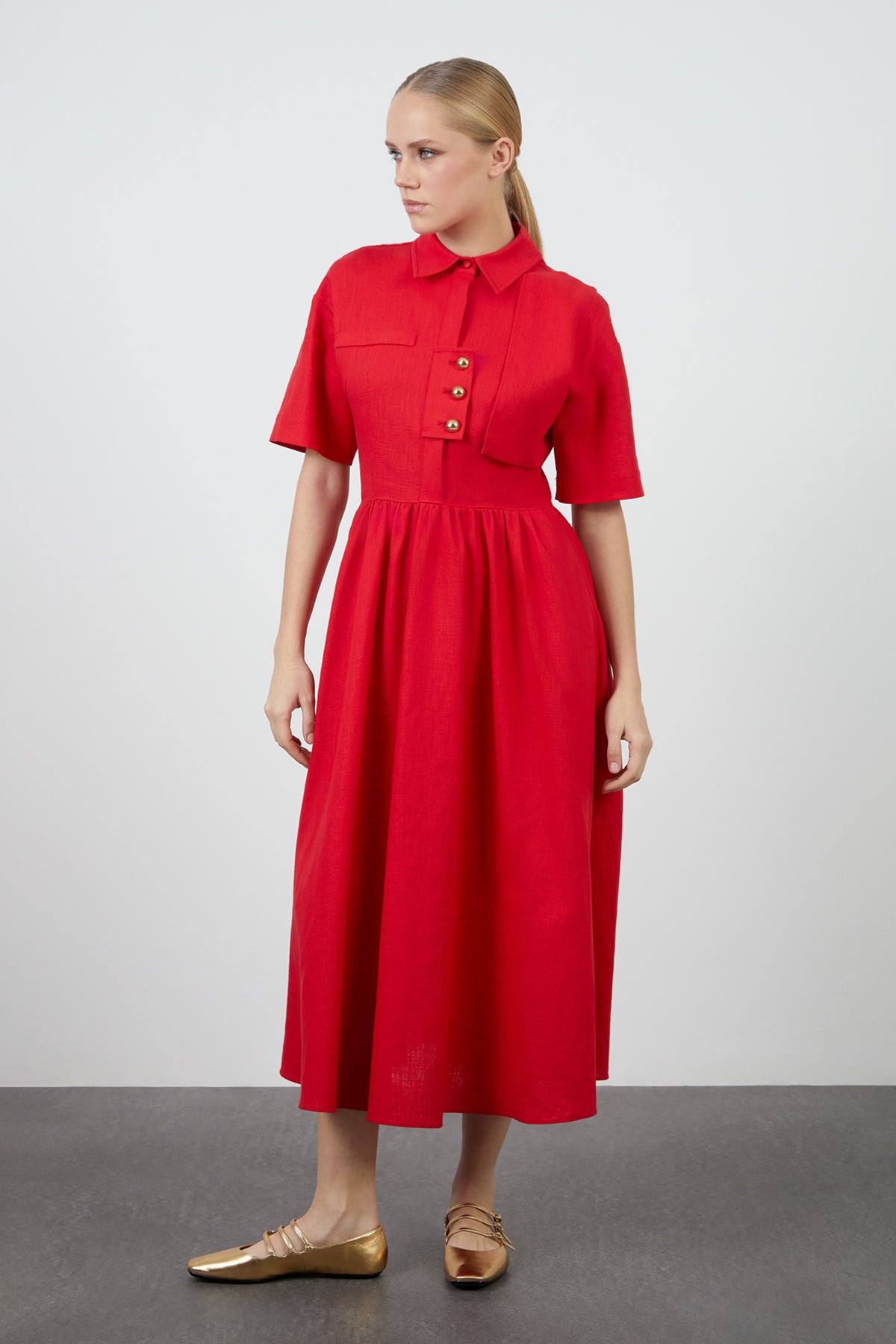 Gold Düğme Detaylı Maxi Boy Keten Elbise