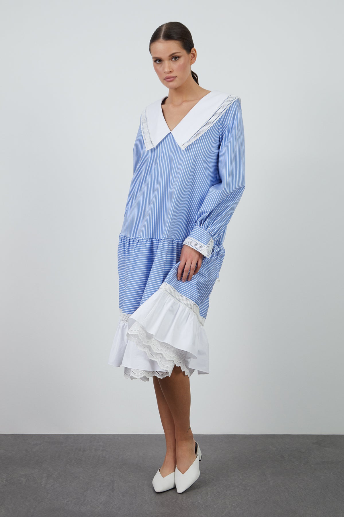 Dantel Detaylı Poplin Elbise