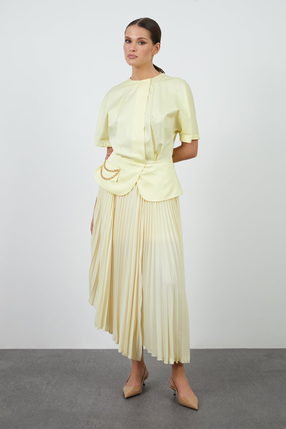 Zincir Detaylı Eteği Piliseli Midi Elbise