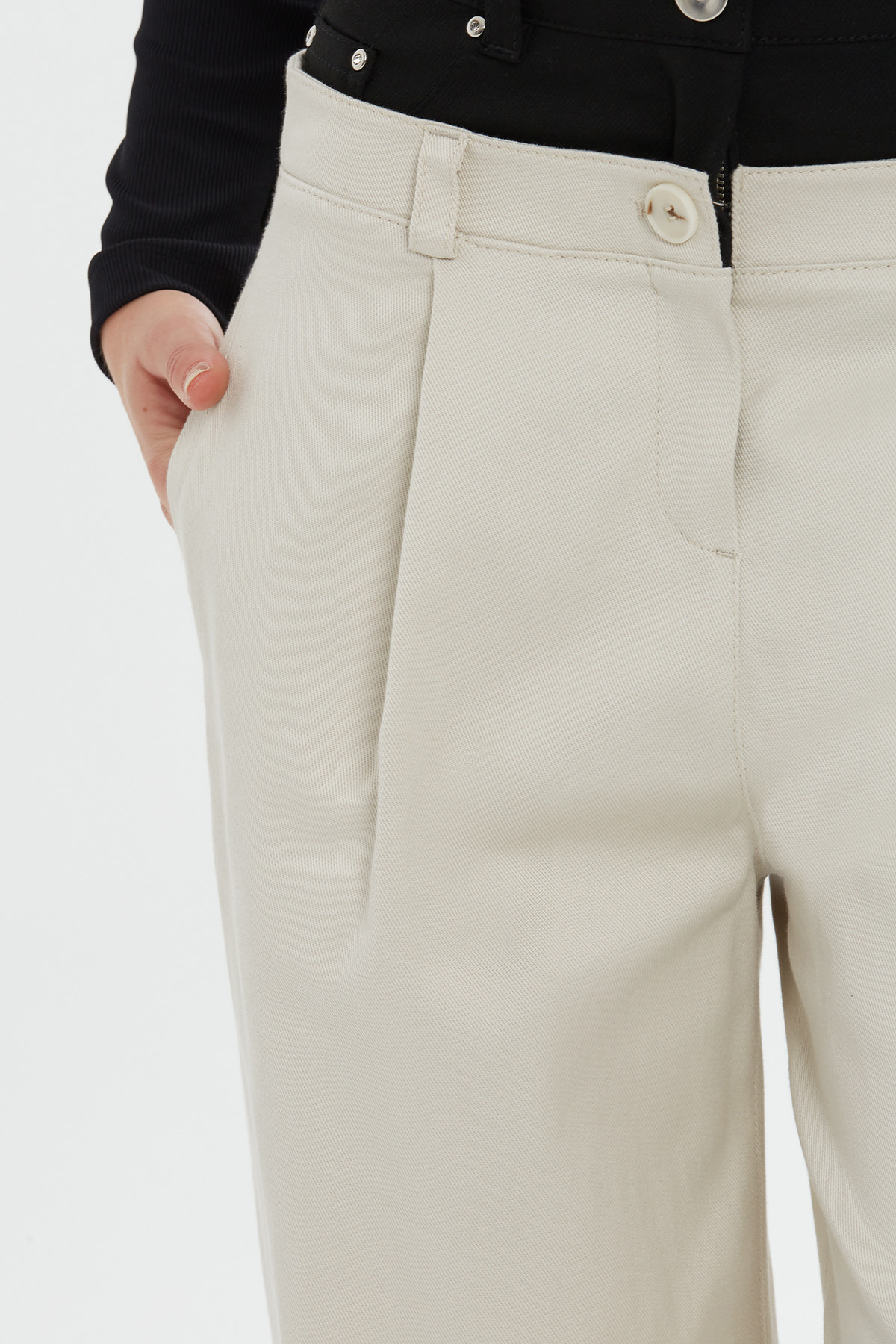 Belinde Garni Lazerli Jean Detaylı Önden Pileli Geniş Paçalı Pantolon