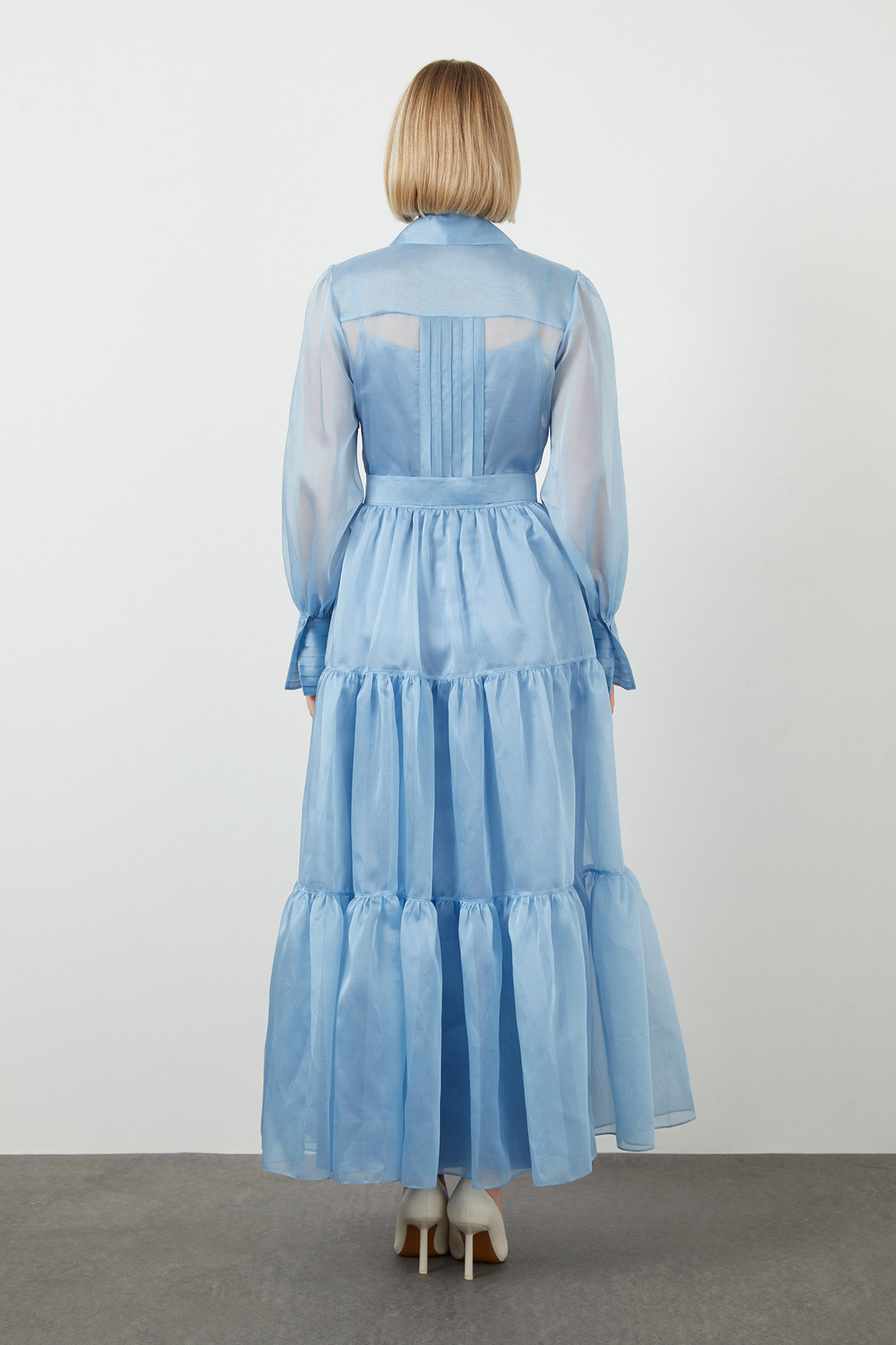 İşlemeli Gömlek Yaka Uzun Elbise