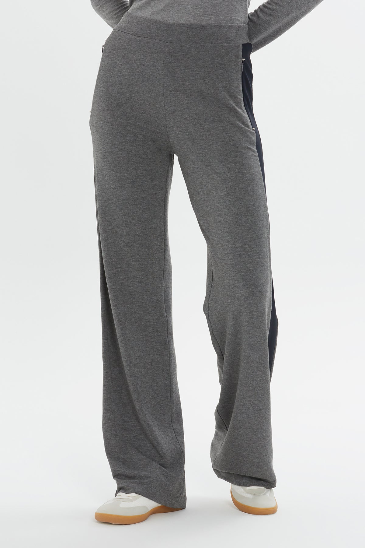 Beli Lastikli Yan Cepleri Fermuarlı Rahat Kesim Pantolon