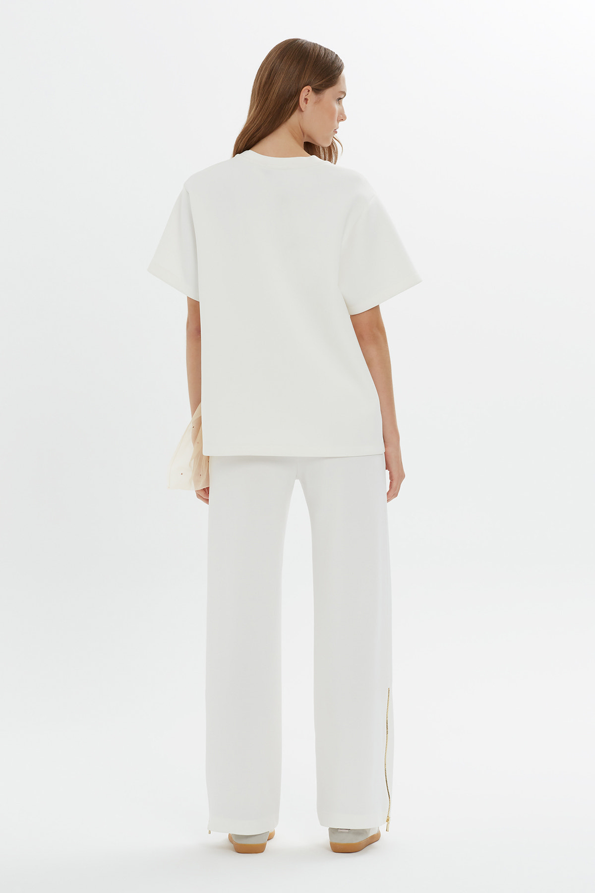 Tül Ve Boncuk Detaylı T-shirt