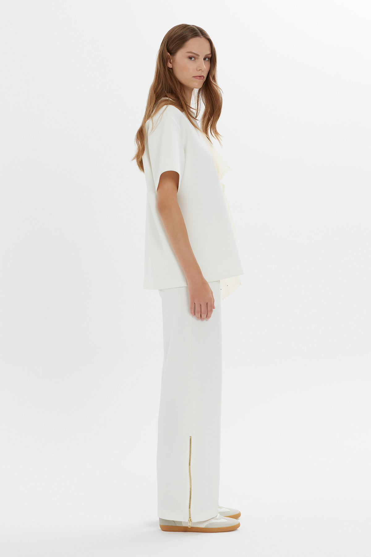 Tül Ve Boncuk Detaylı T-shirt