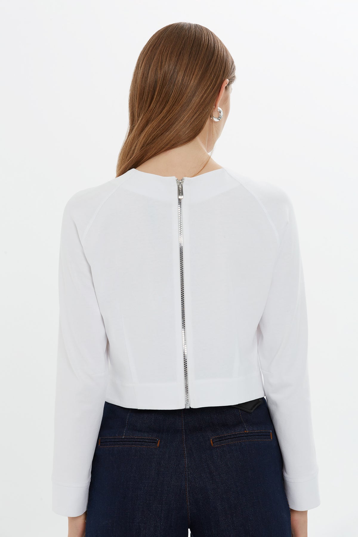 Yaka Ve Koları Nakışlı Boncuk İşlemeli Uzun Kollu Bluz