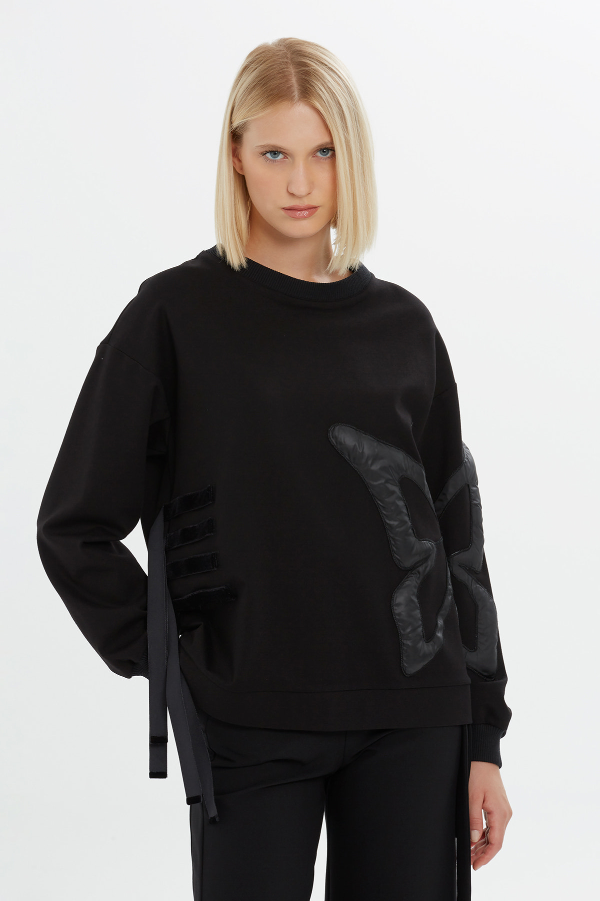 Kelebek Baskılı Uzun Kollu Sweatshirt