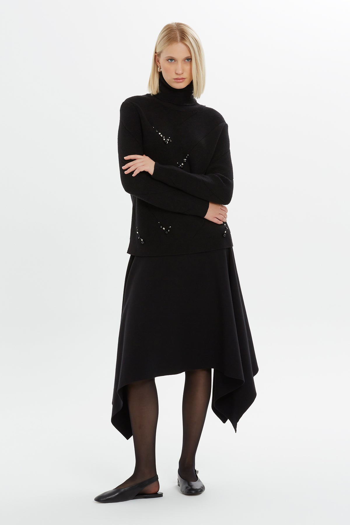 Boncuk İşlemeli Balıkçı Yaka Triko Kazak