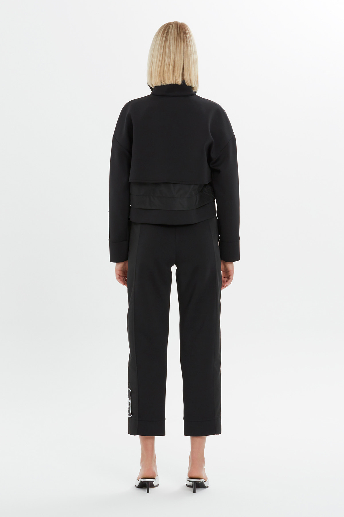 Kontrast Renk Detaylı Hırka