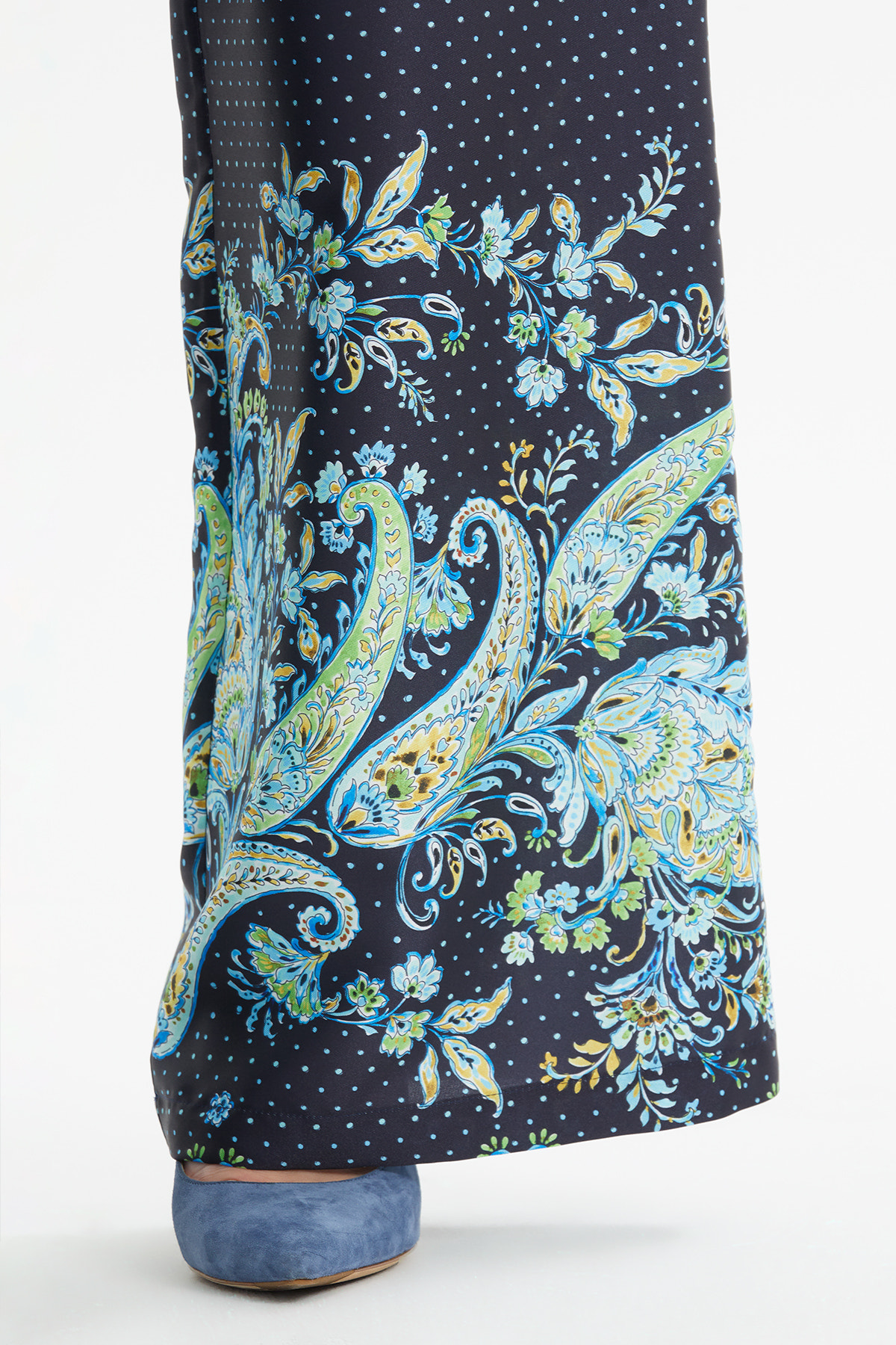 Balon Kollu Çiçek Desenli Puantiyeli Takım