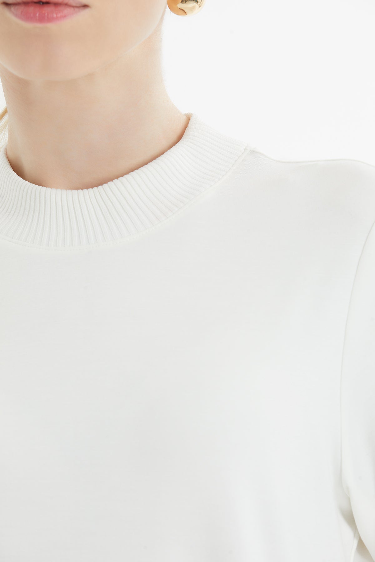 Bisiklet Yaka Kısa Kollu T-Shirt