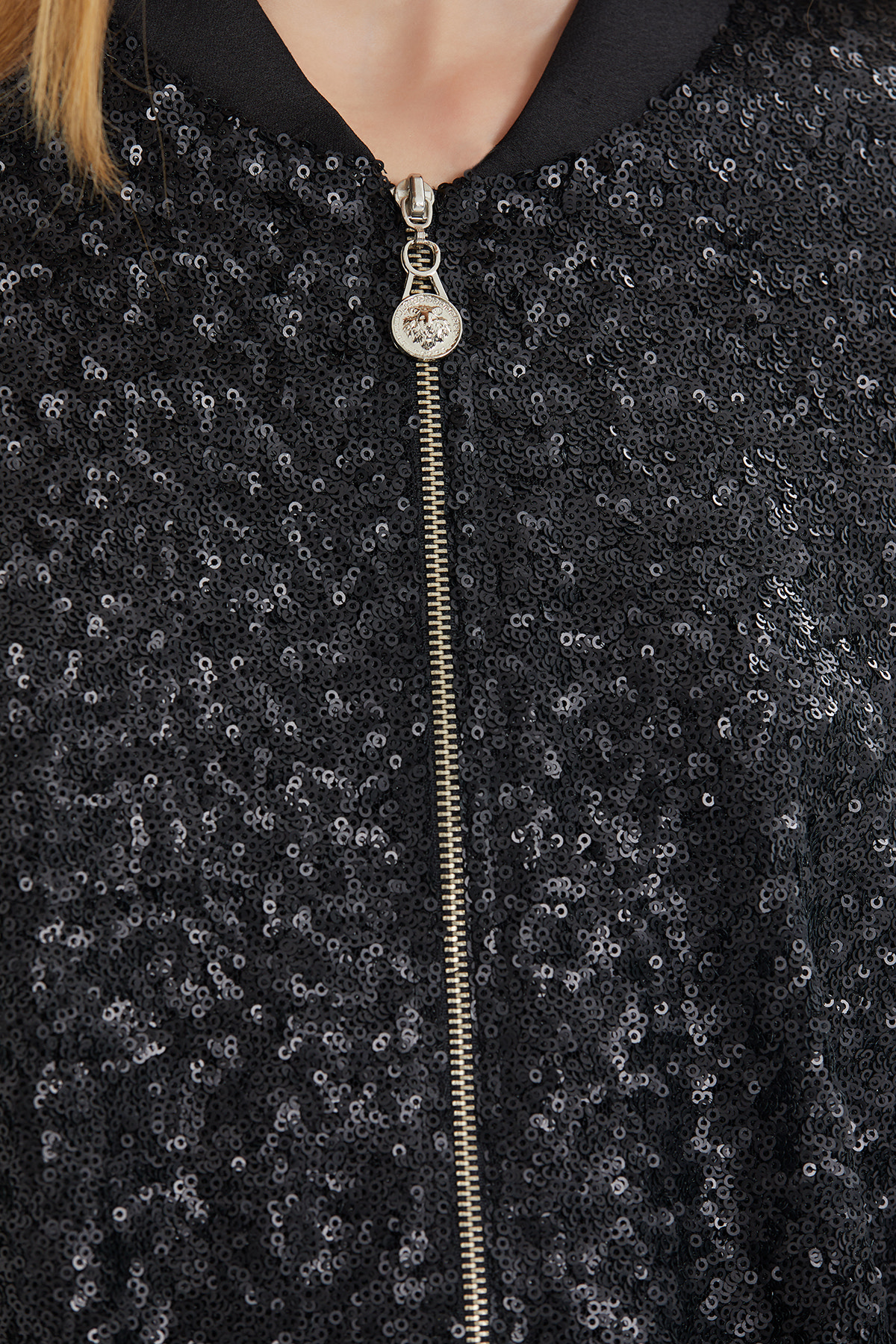 Önü Metal Fermuarlı Pul Payet Bomber Ceket