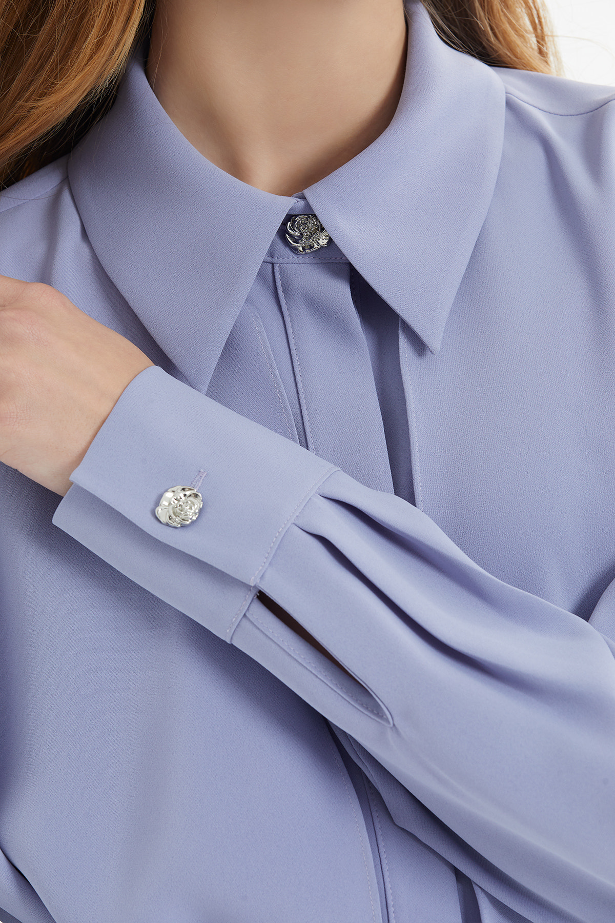 Tokalı Kemer Detaylı Asimetrik Midi Elbise