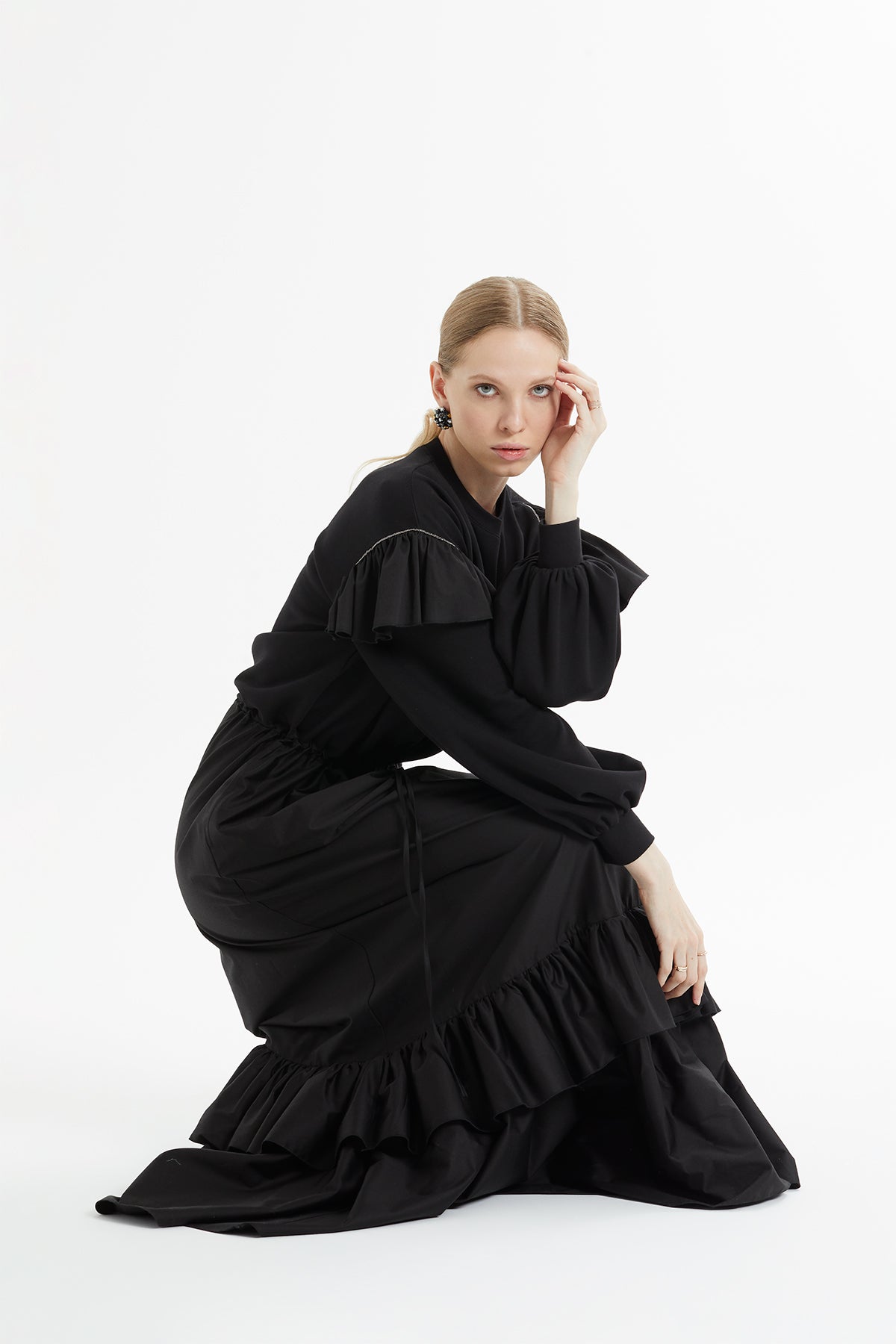 Volan Detaylı Uzun Elbise