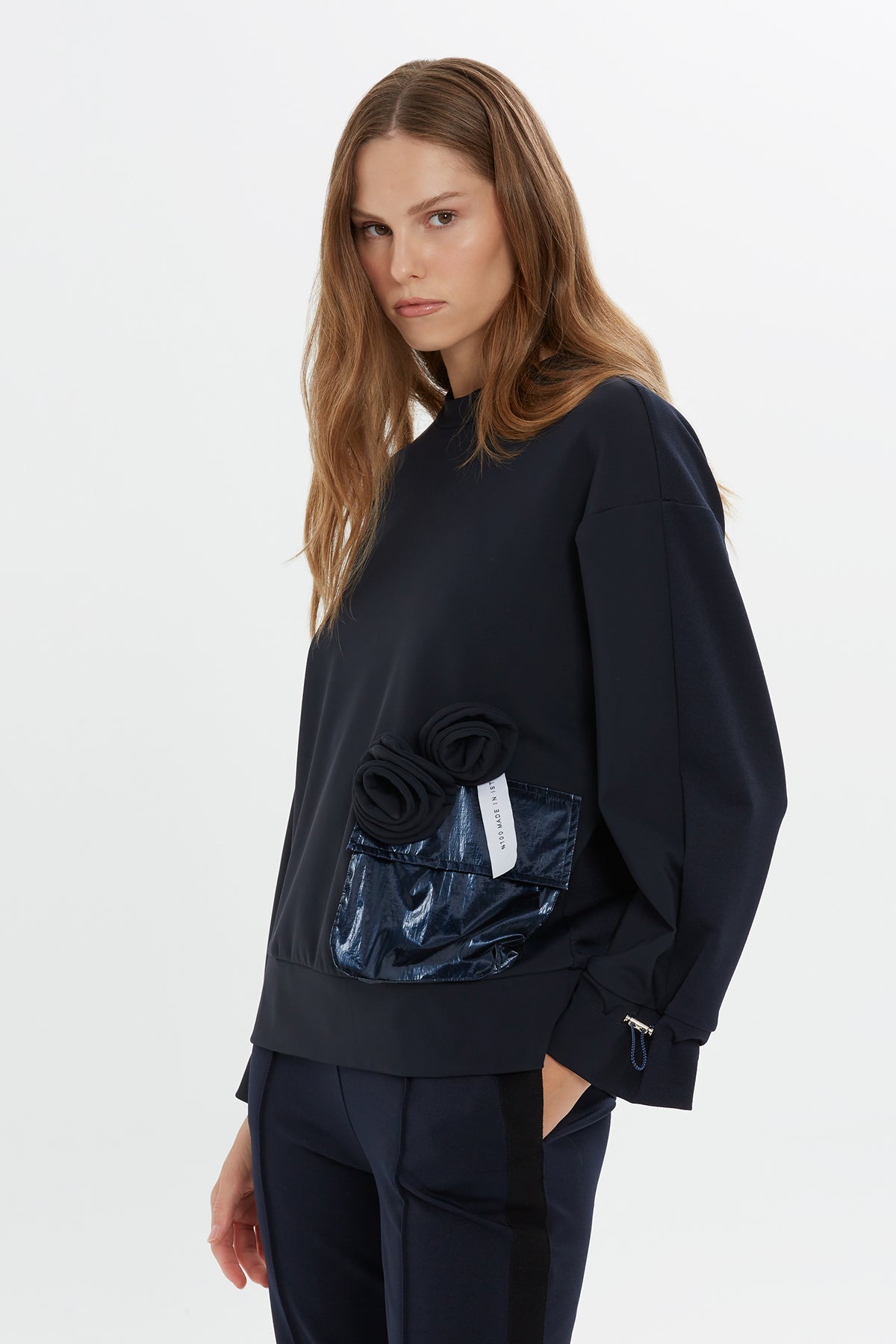 Çiçek Detaylı Oversize Sweatshirt