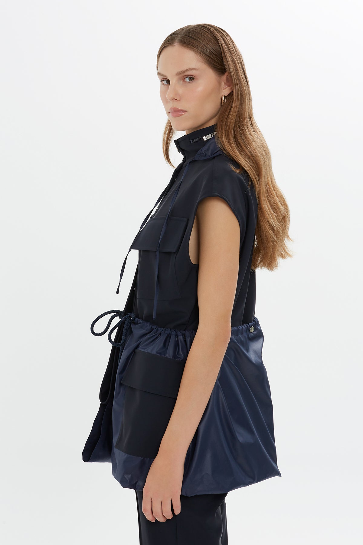 Kapüşonlu Uzun Ceket