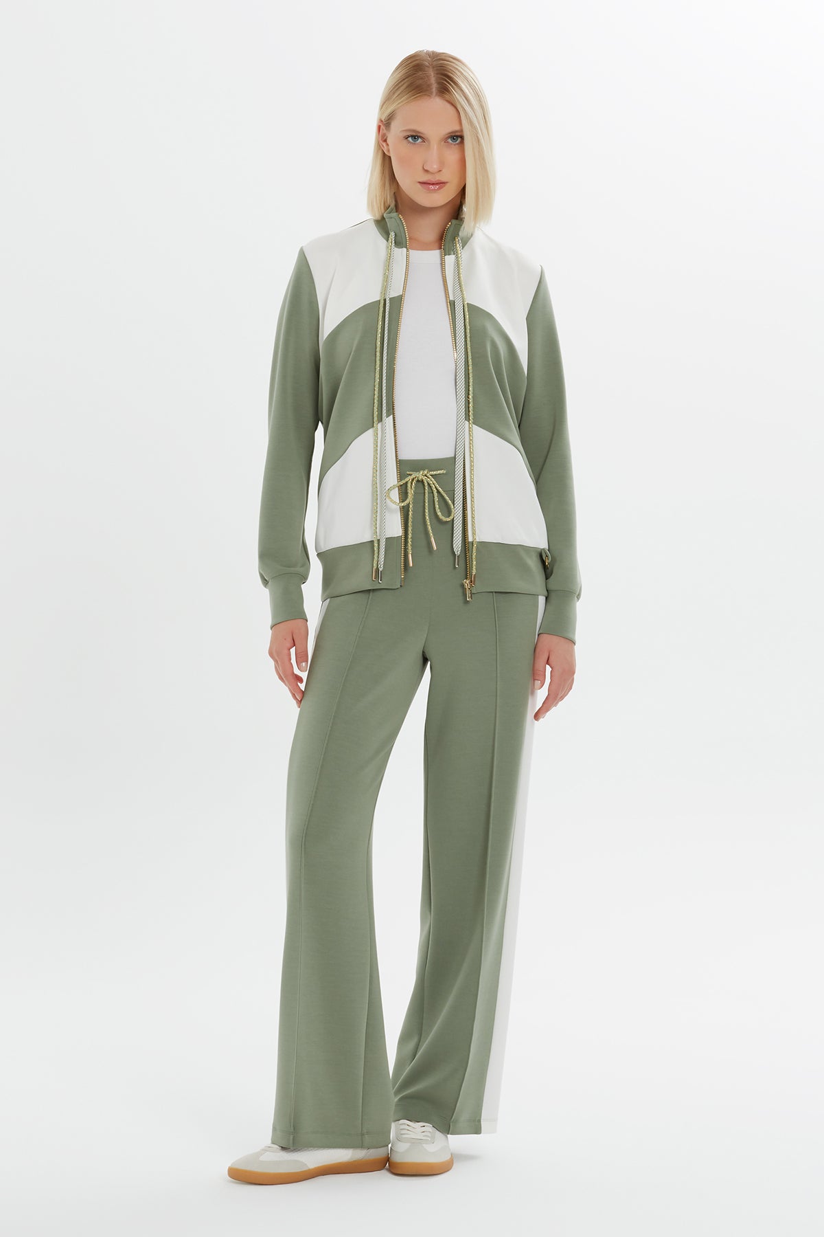 Renk Bloklu Fermuarlı Spor Eşofman Üstü