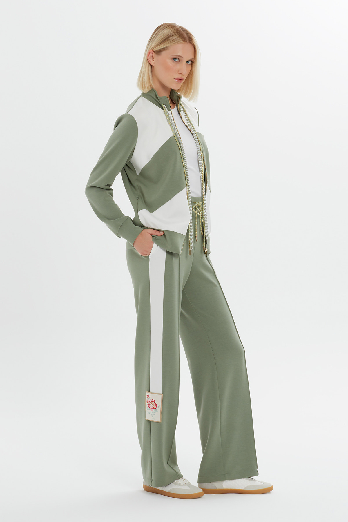 Renk Bloklu Fermuarlı Spor Eşofman Üstü