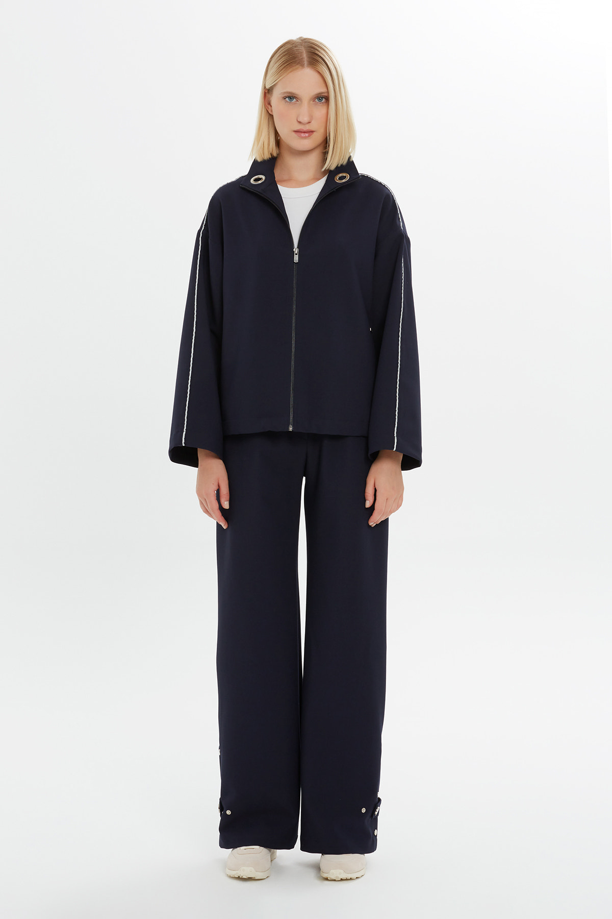 Uzun Kollu Fermuarlı Salaş Eşofman Üstü