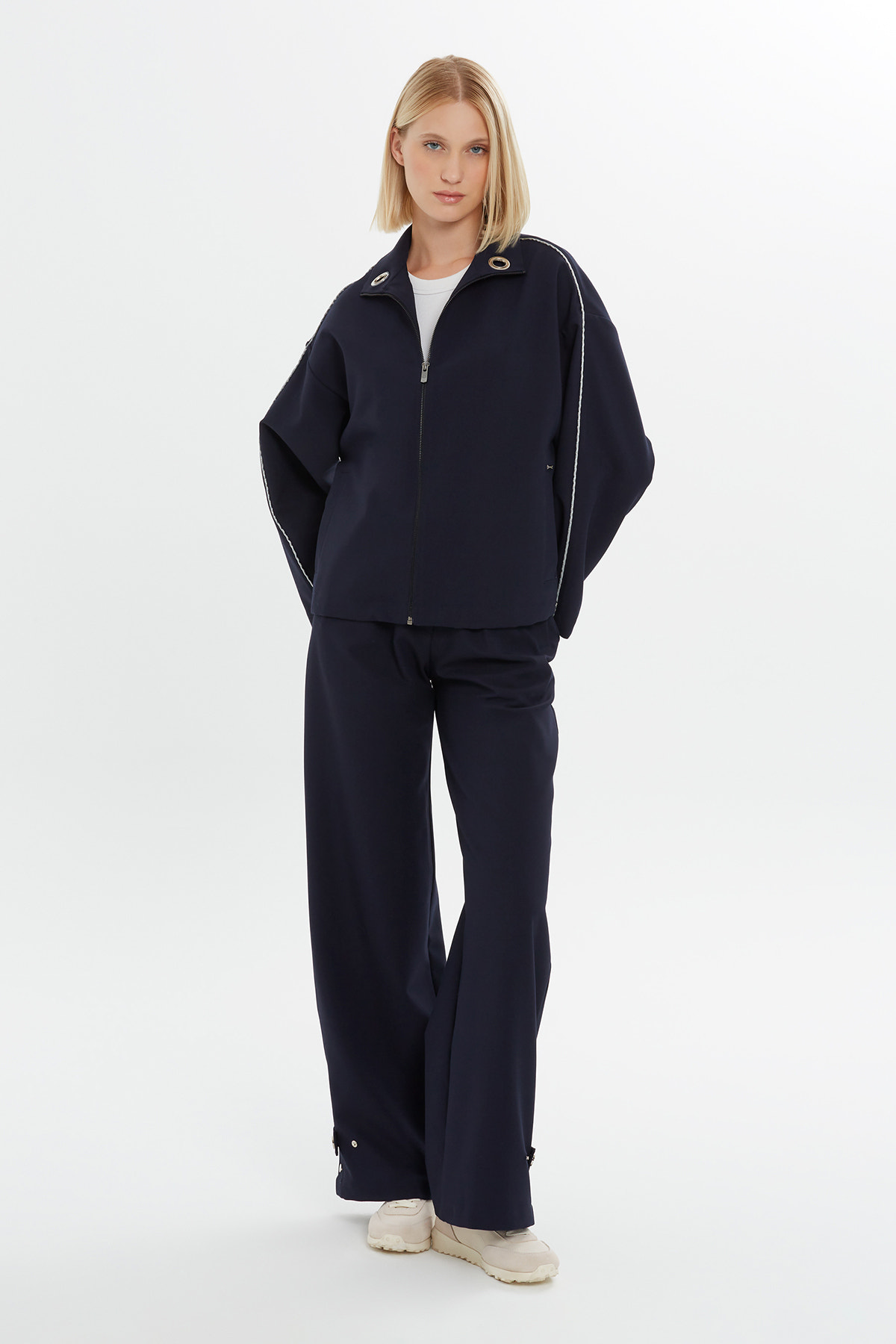 Uzun Kollu Fermuarlı Salaş Eşofman Üstü