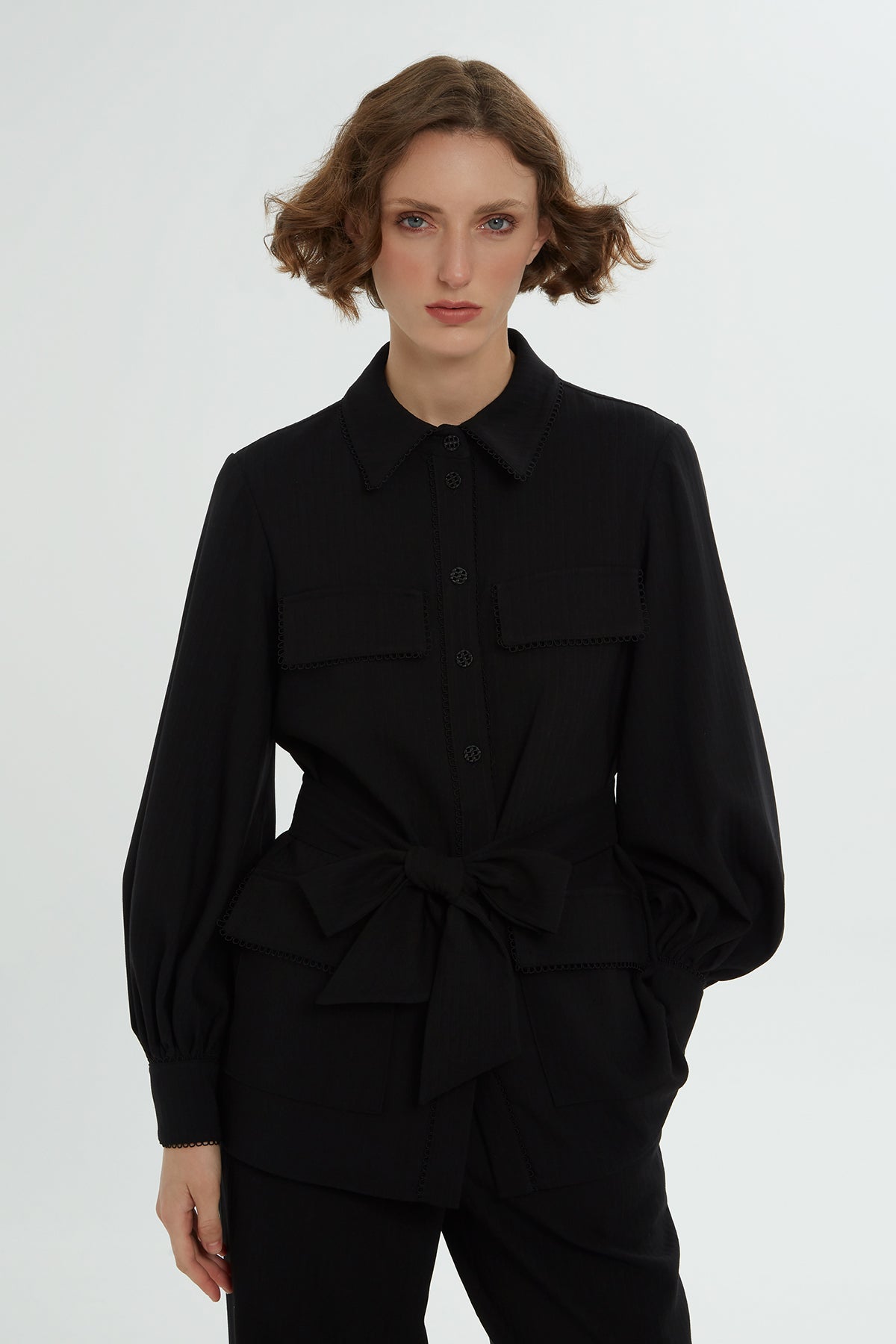 Kemerli Gömlek Ve Pantolon Takımı