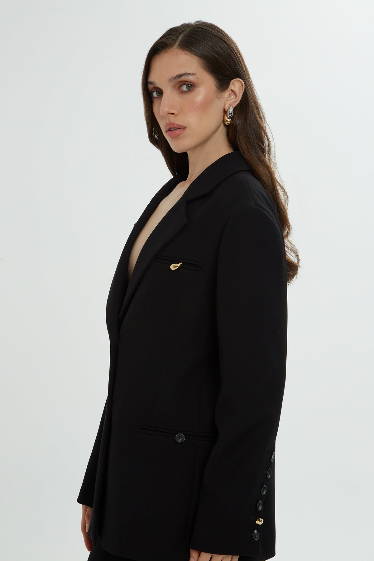 Cep Kısmı Aksesuar Detaylı Ceket