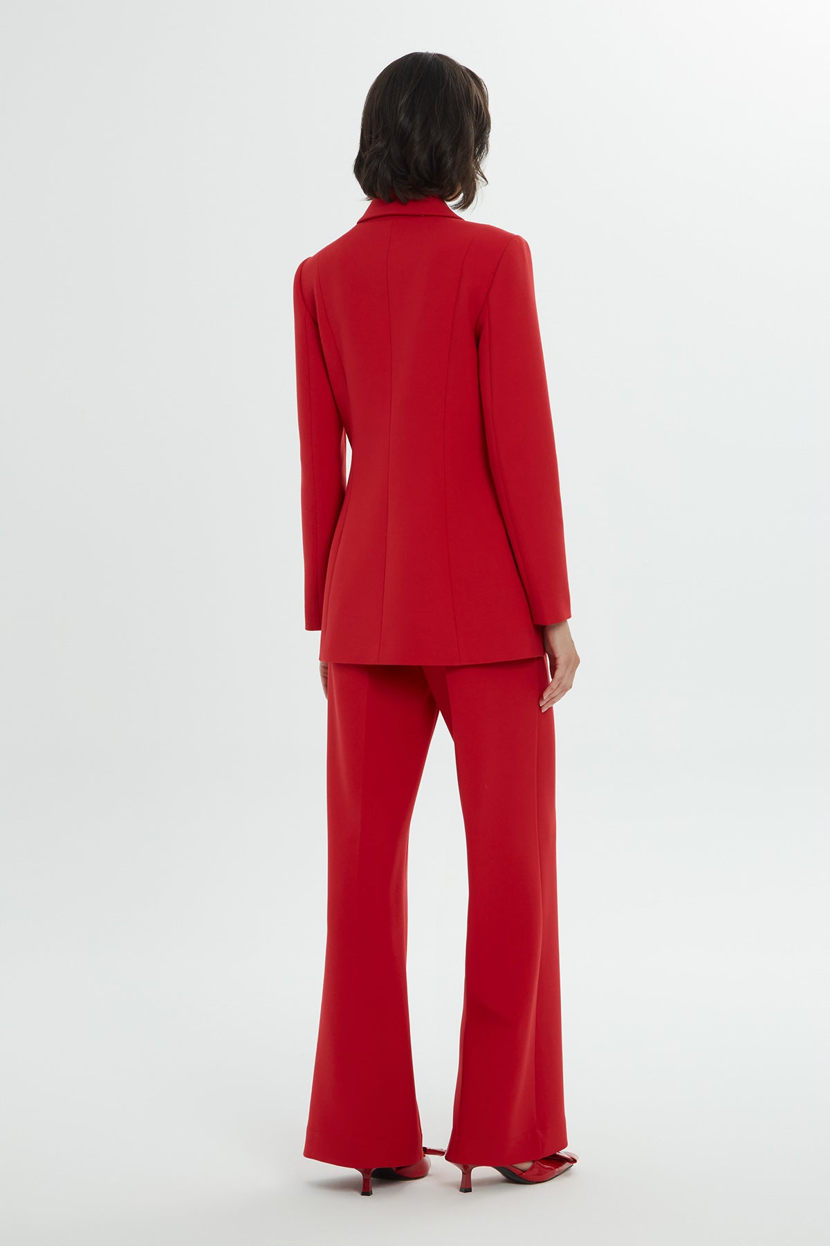 Uzun Kollu Omuz Vatkalı Astarlı Ceket