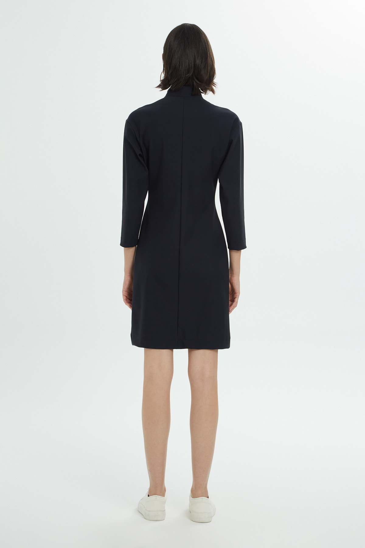 Fermuar Detaylı Uzun Kollu Kısa Elbise