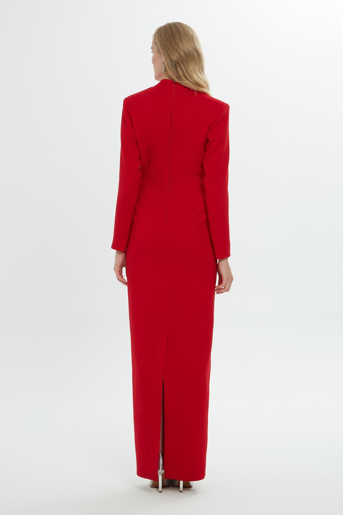 Yakası İşleme Detaylı V Yaka Uzun Kollu Uzun Elbise