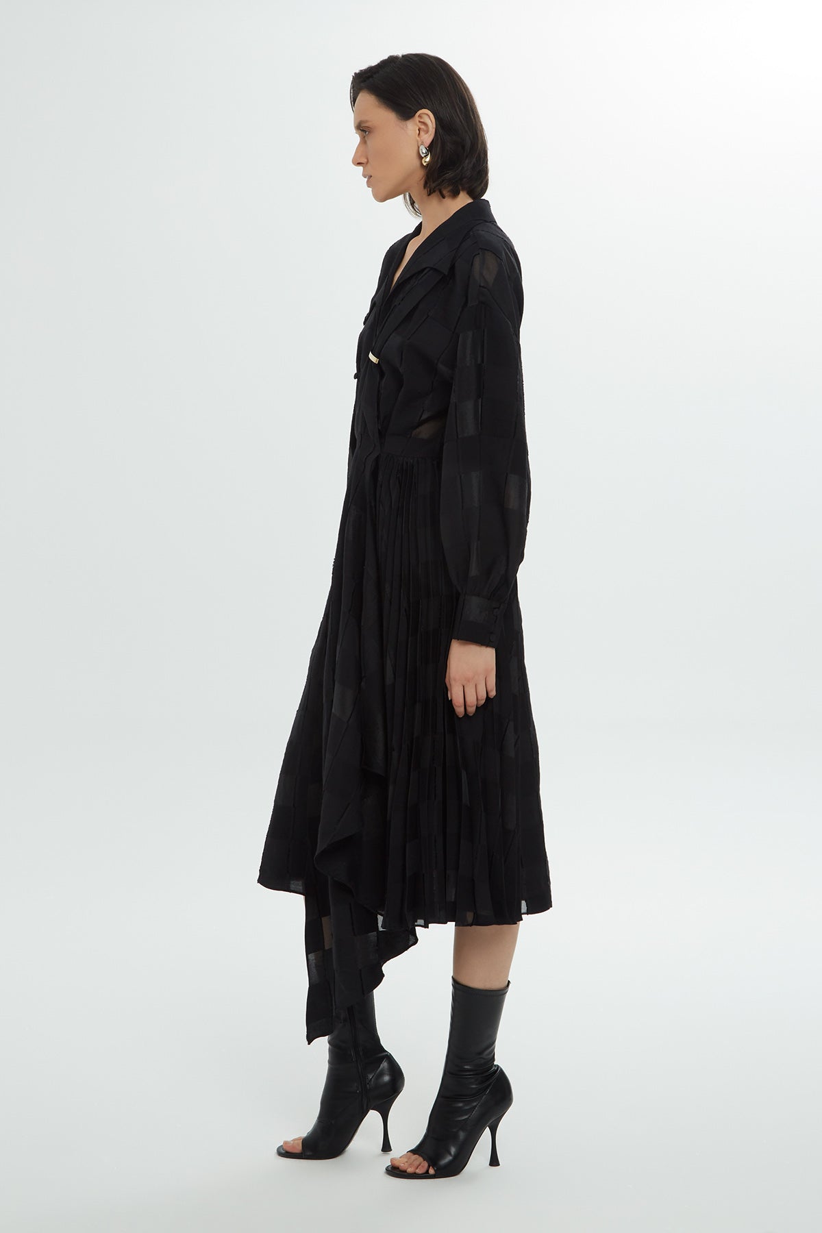 Kare Desenli Asimetrik Kesim Elbise