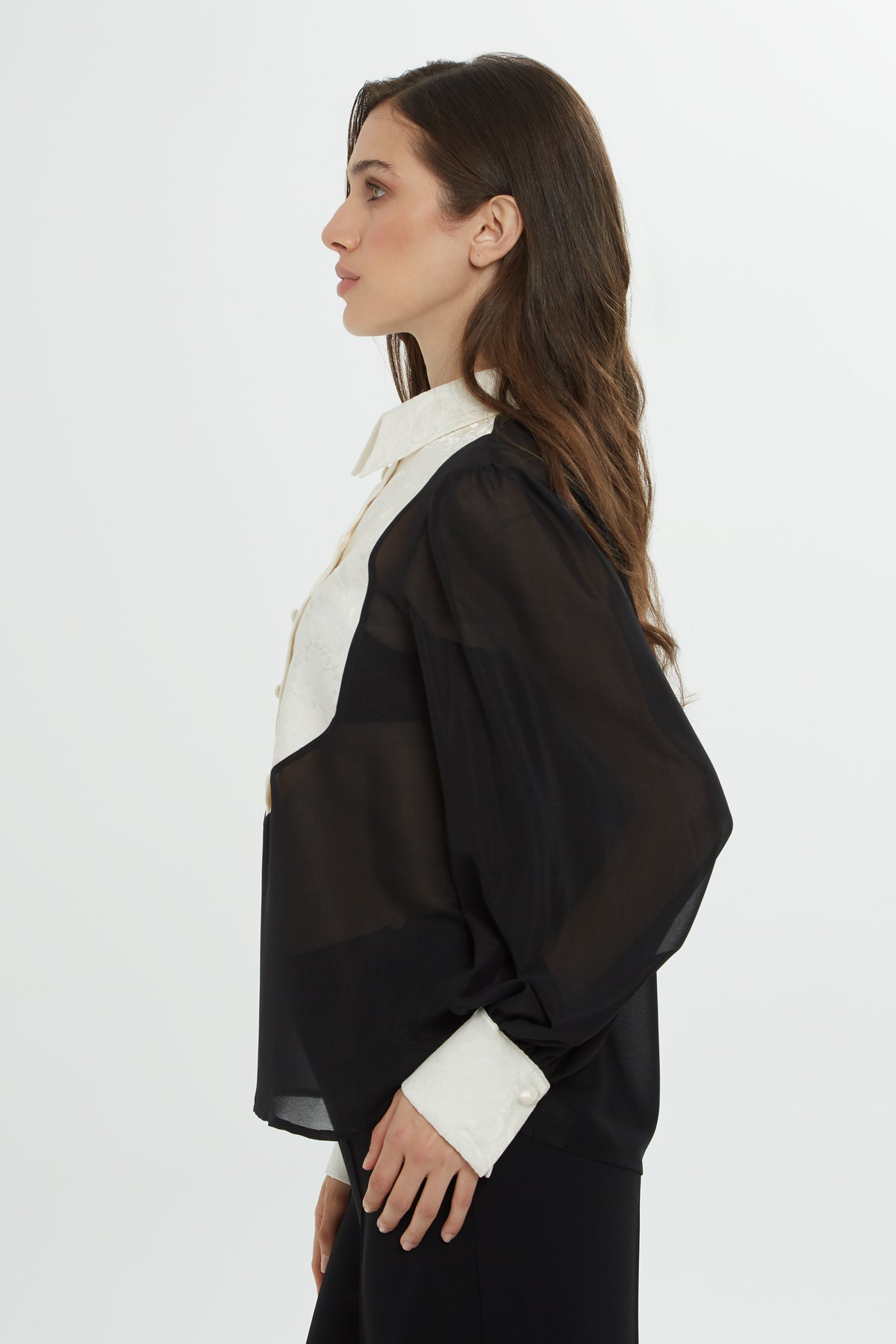 Dantel Detaylı Şifon Gömlek