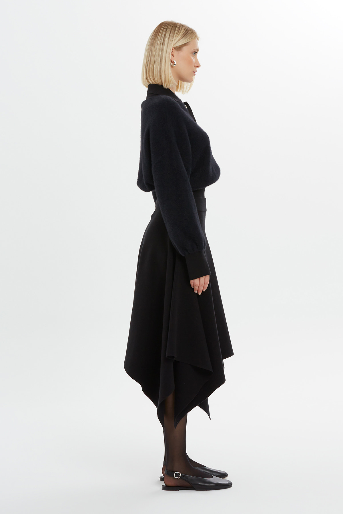 Beli Lastikli Asimetrik Kesim Triko Etek