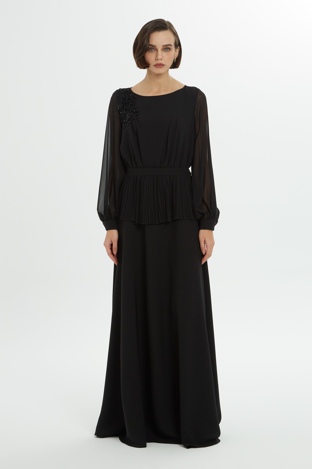 Boncuk İşlemeli Uzun Elbise