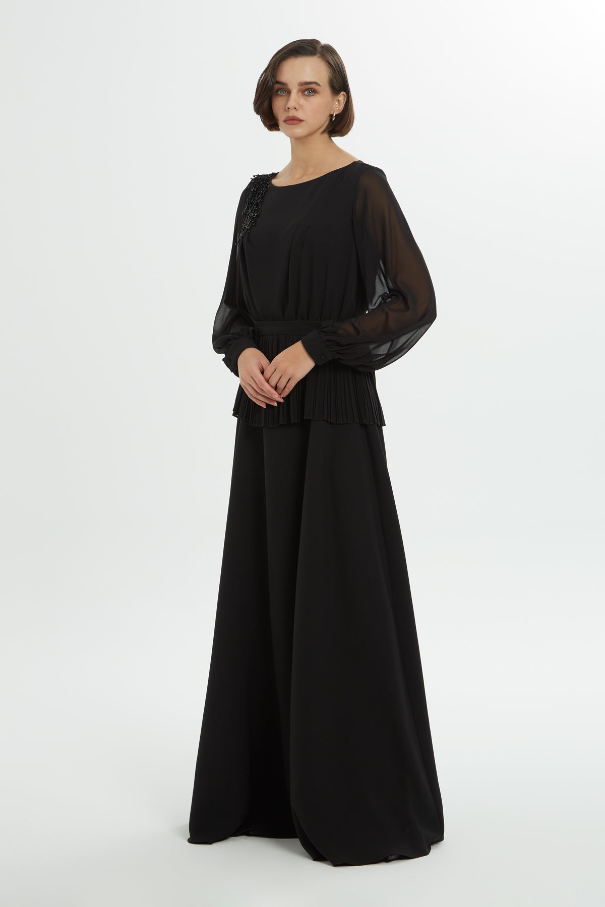 Boncuk İşlemeli Uzun Elbise