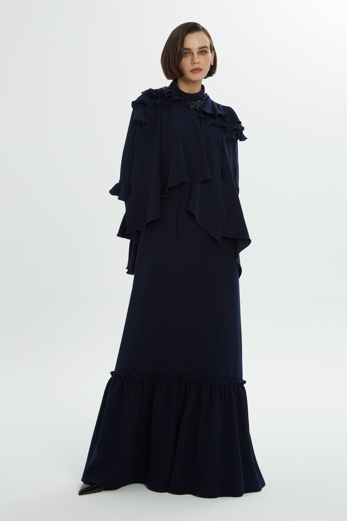 Boncuklu Volan Detaylı Uzun Elbise