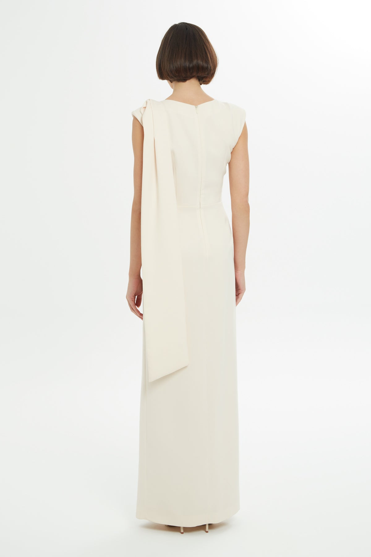 Yan Yırtmaçlı İşlemeli Uzun Elbise