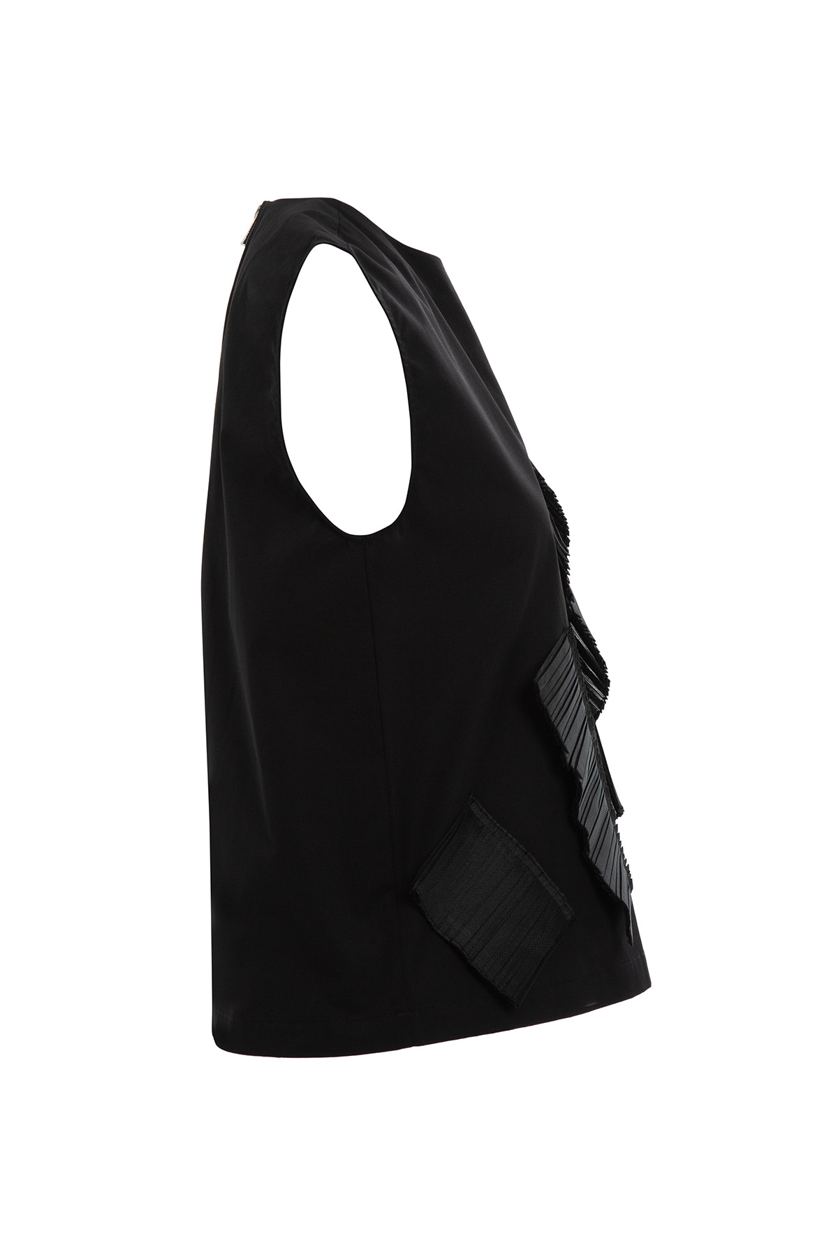 Plise Parça Detaylı Sıfır Kollu Bluz