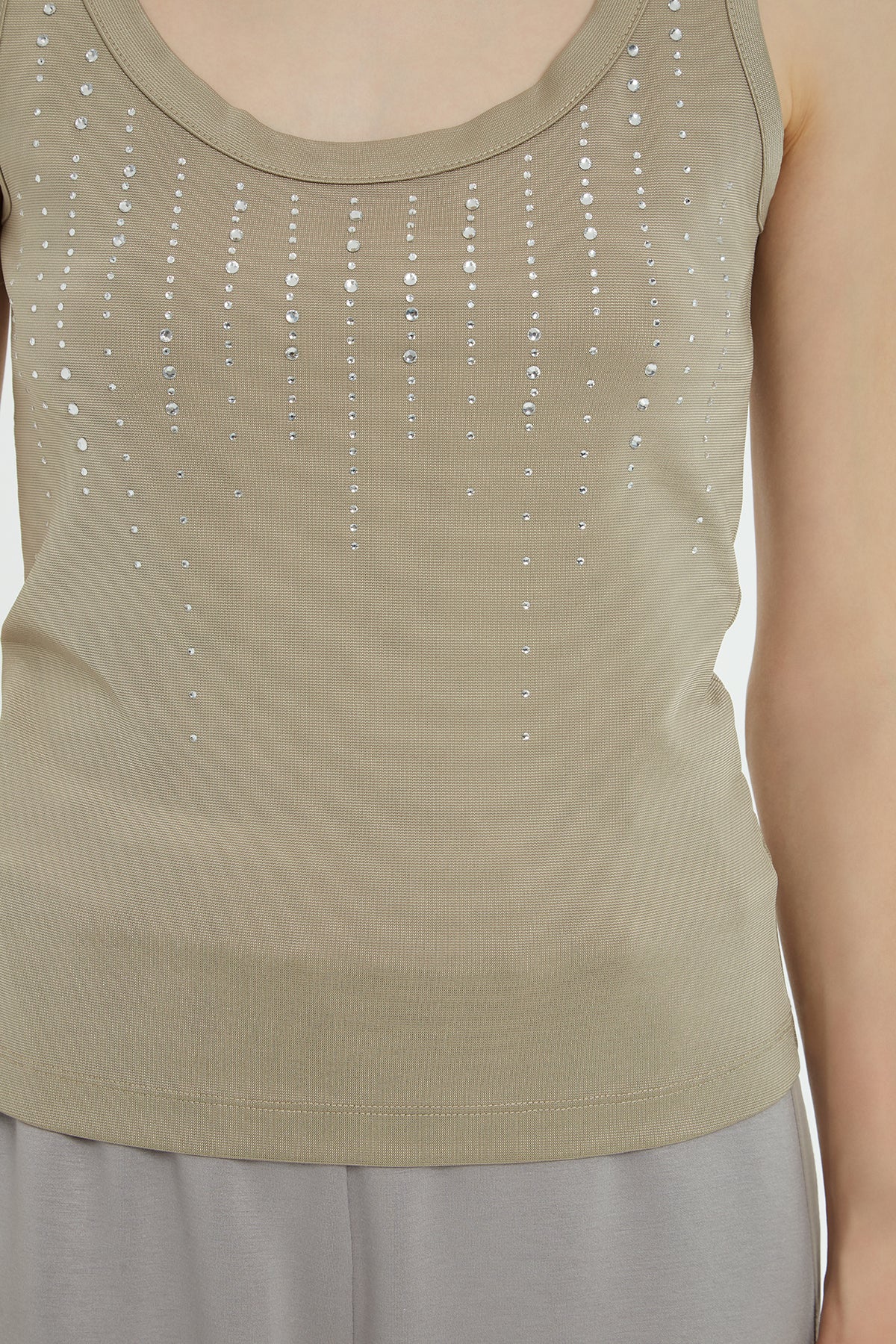 Yuvarlak Yaka Askılı Önü Baskılı Atlet