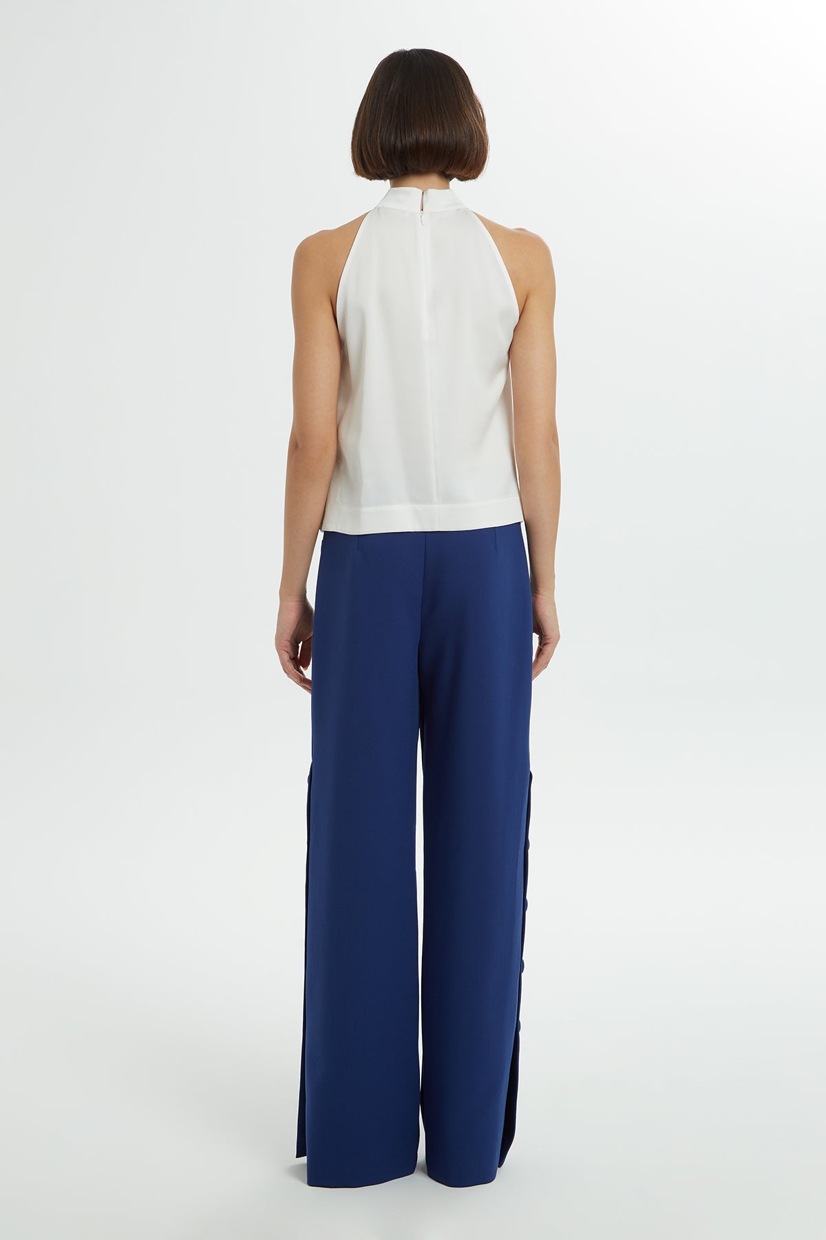 Halter Yakalı Yanları Yırtmaçlı Saten Bluz