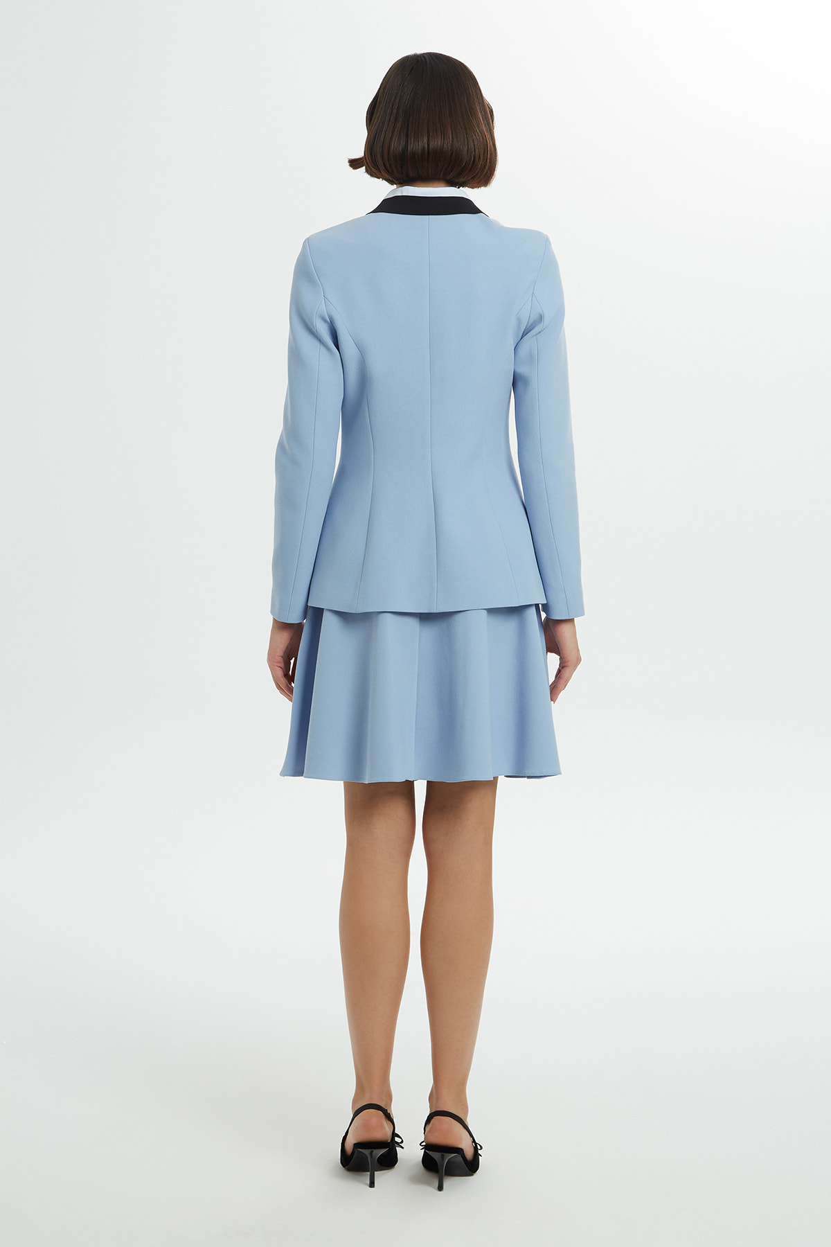 Ceketi Asimetrik Detaylı Mini Etekli Takım