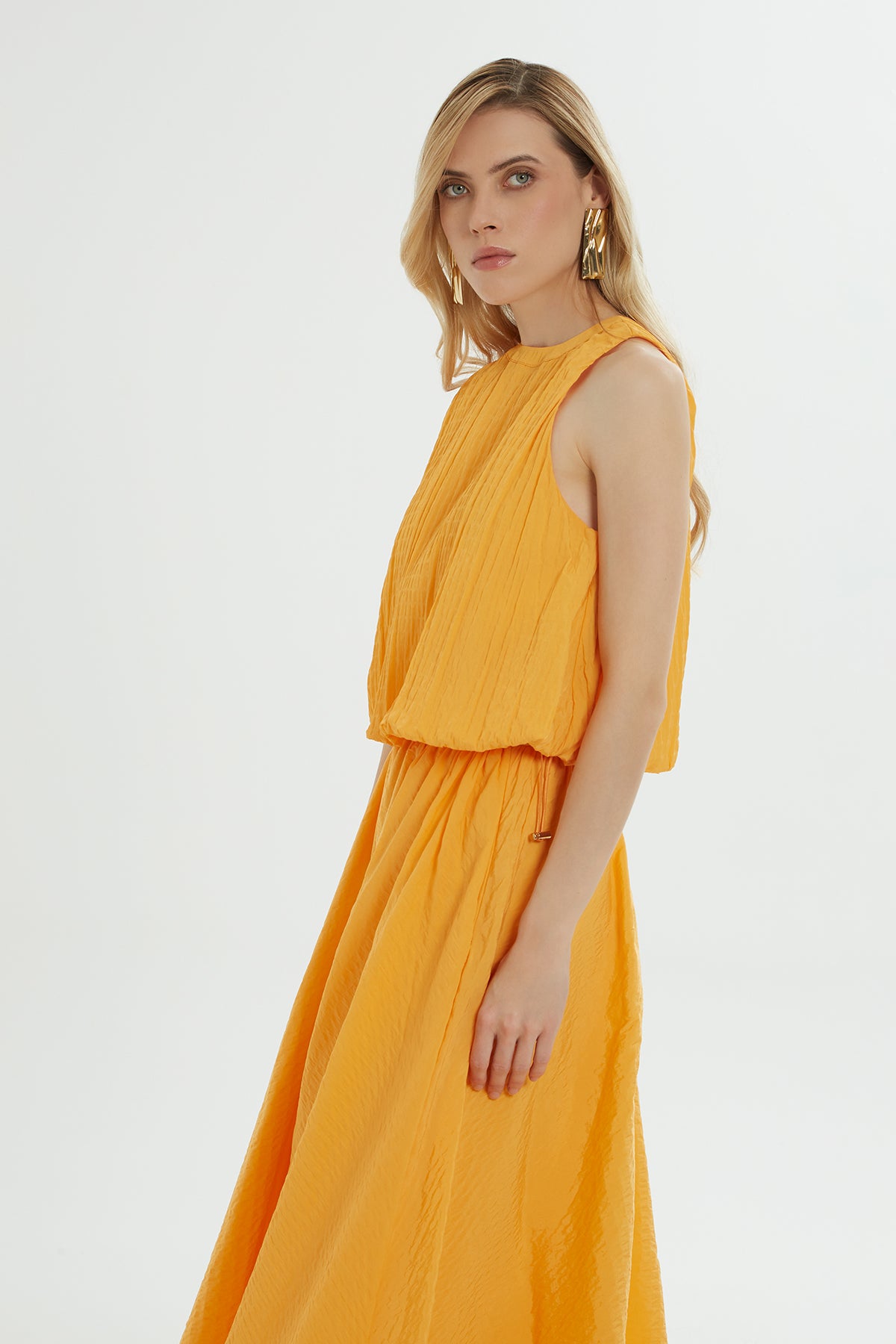 Etek Ucu Büzülebilir Bluz