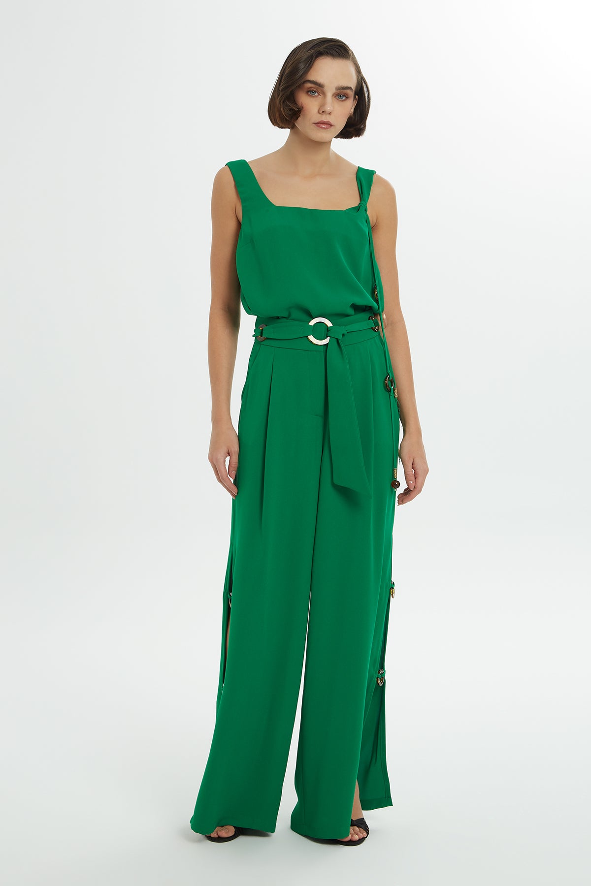 Kalın Askılı Pantolonu Yandan Yırtmaçlı Takım