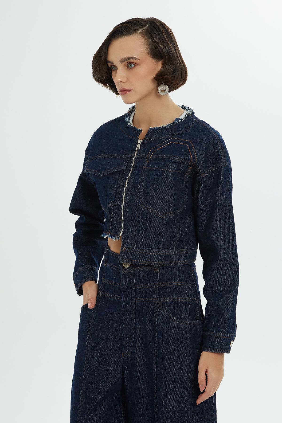 Asimetri Ve Püskül Detaylı Jean Ceket