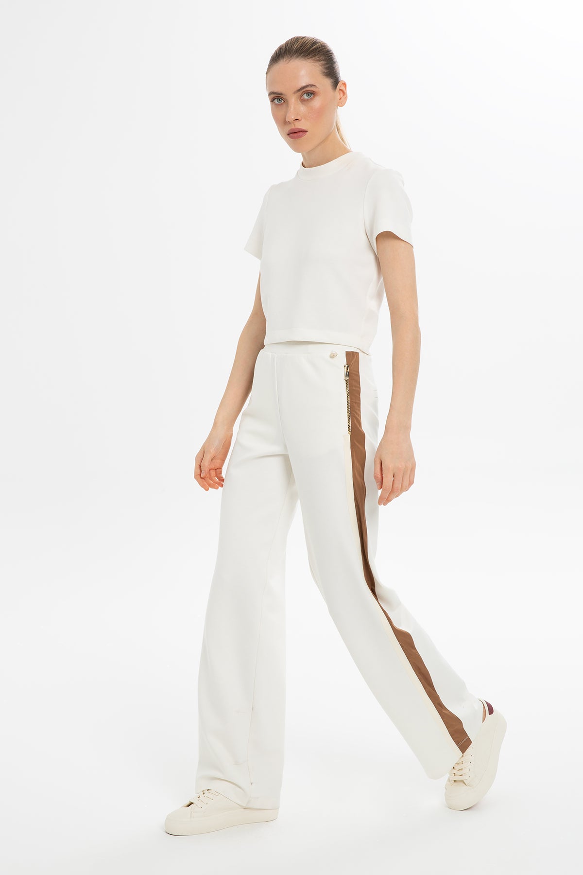 Yanları Bantlı Rahat Kesim Eşofman Altı