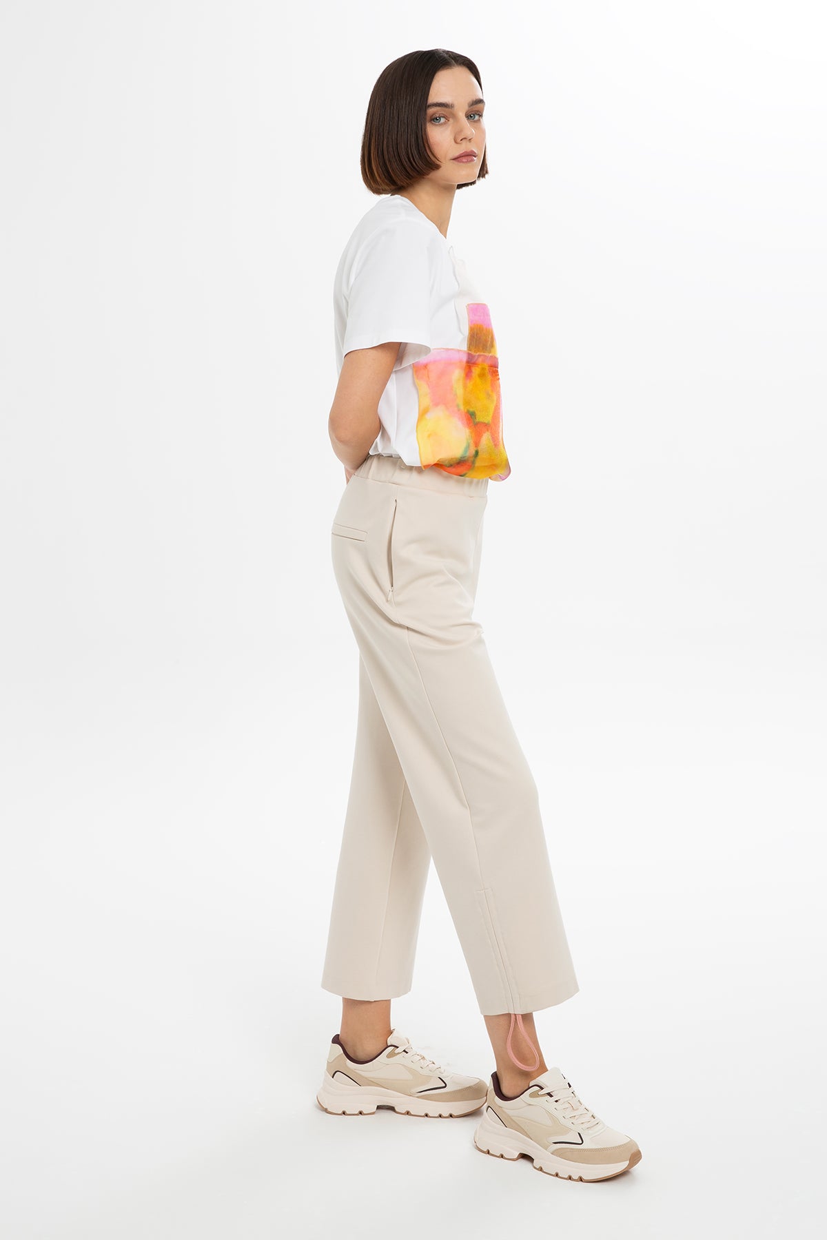 Rahat Kesim Bilekte Eşofman Altı