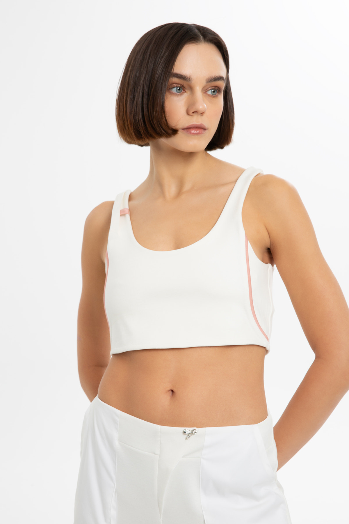 Kalın Askılı Crop Top