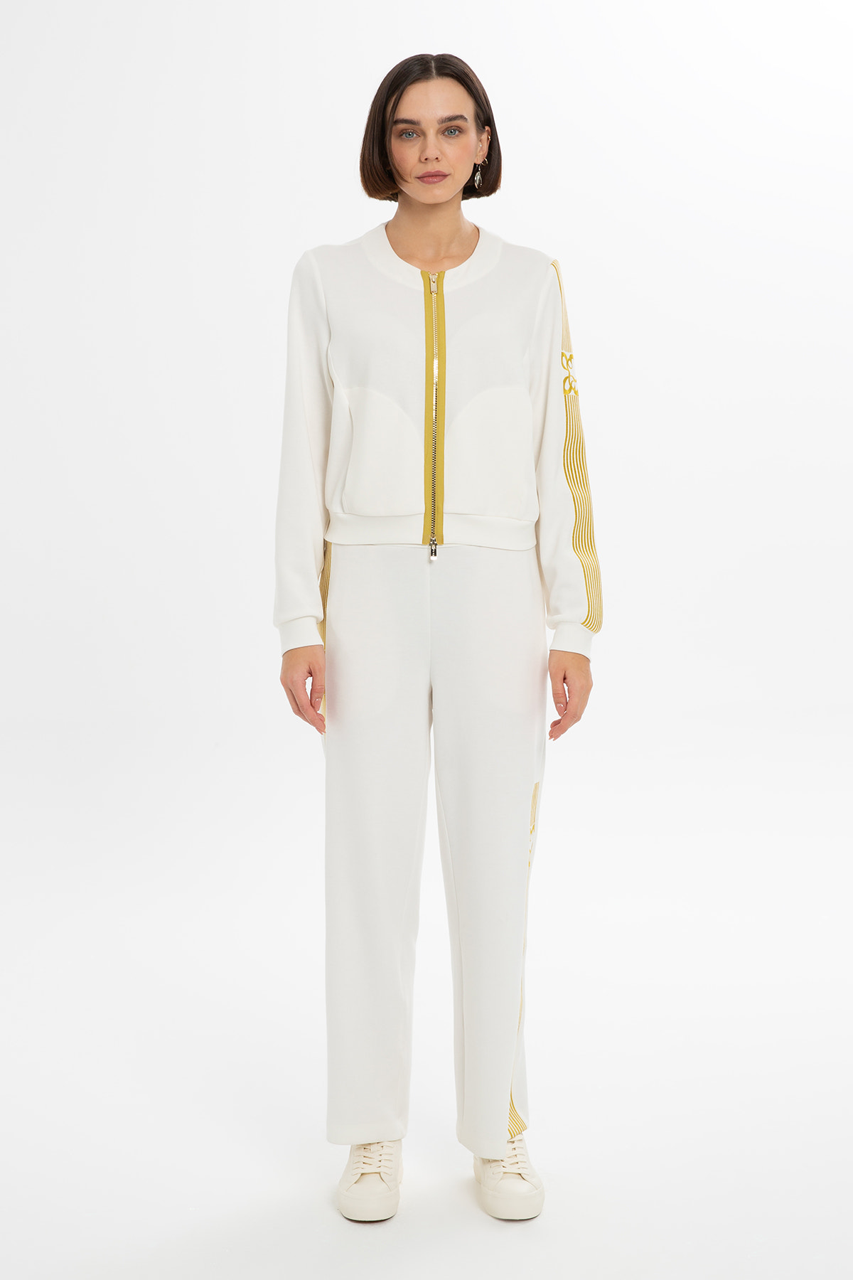 Nakış Detaylı Ceket