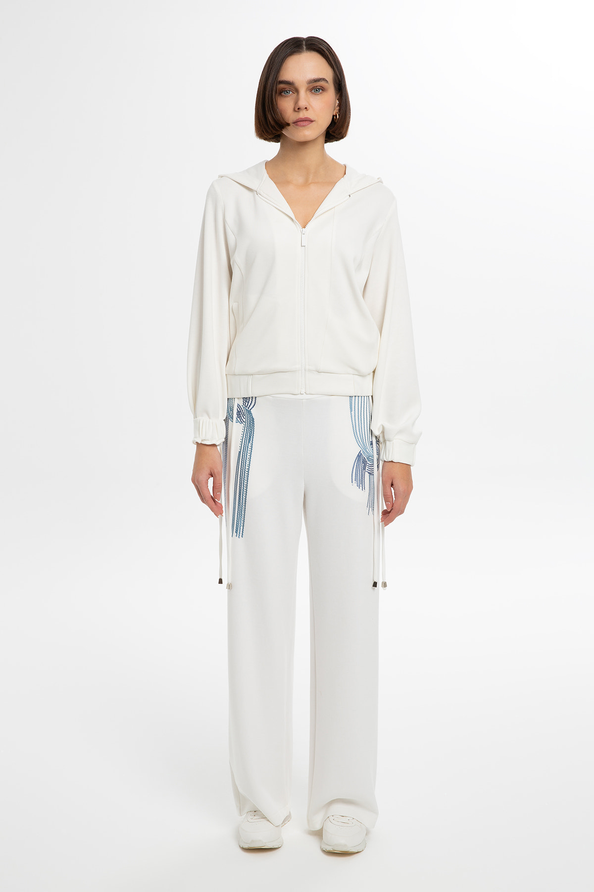 Nakışlı Parlak Taşlı Ceket