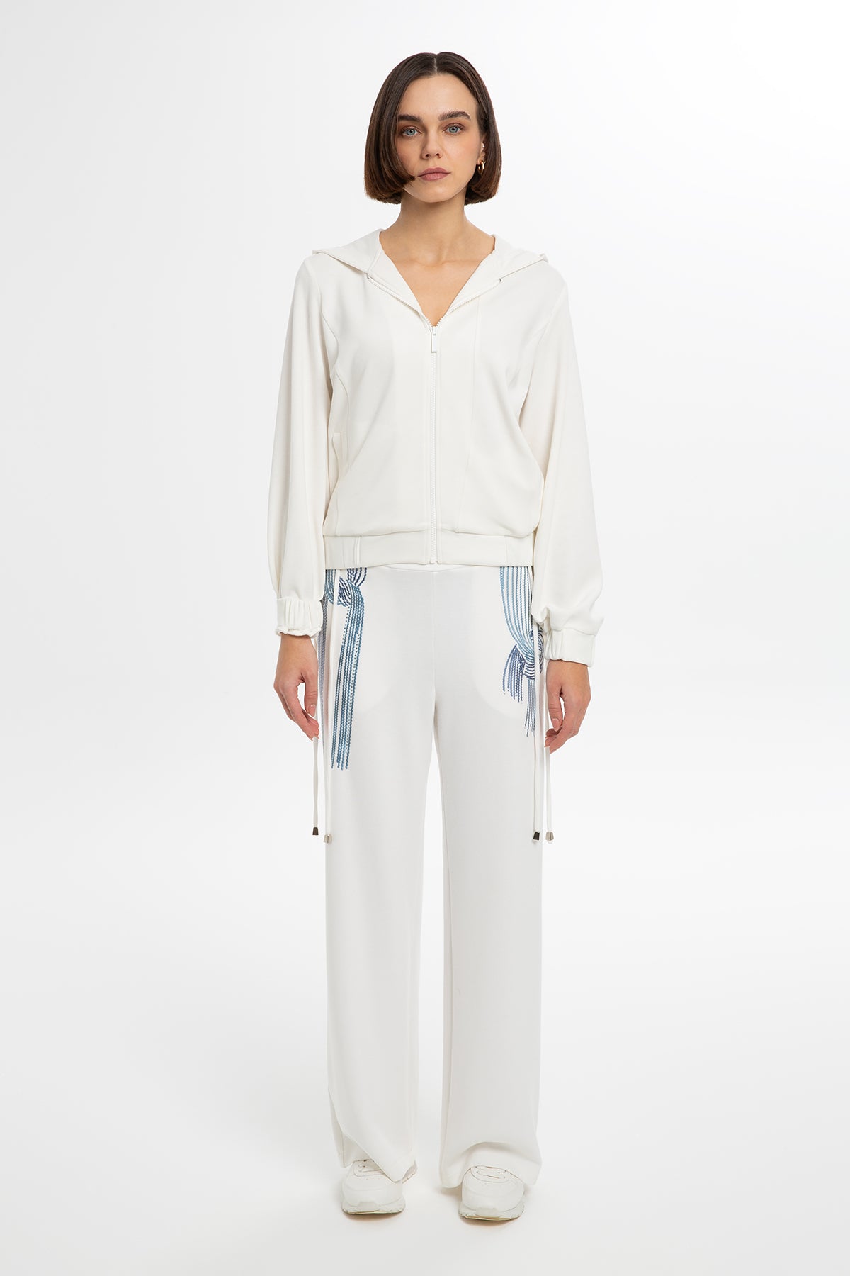 Nakışlı Parlak Taşlı Ceket