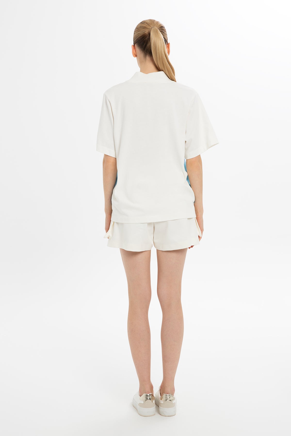 İşlemeli Baskılı T-shirt